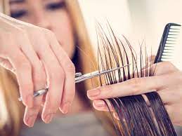 Wie beim haareschneiden ist auch beim färben der zunehmende. Mondkalender 2021 Haare Schneiden Das Ist Der Ideale Zeitpunkt Fur Einen Haarschnitt Haare Schneller Wachsen Lassen Mondkalender Haare Schneiden Haare Selber Schneiden