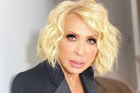 Presa en su centro de trabajo, dormía, comía y hacía su programa desde el mismo lugar debido a un arresto. Laura Bozzo Que Paso Donde Esta Y Que Dijo Sobre La Acusacion En Su Contra La Republica