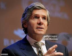 36 Mcewen Mining Photos & High Res Pictures