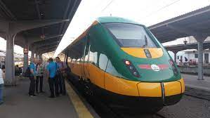 Indicații rutiere, indicații rutiere în europa, cele mai populare rutes. Primul Tren Privat Va Circula Din AceastÄ VarÄ La Mangalia