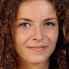 Все 1 плейлист 14 треков. Manuela Lopez Les Mysteres De L Amour Atteinte D Une Maladie Incurable Elle Donne De Ses Nouvelles Gala