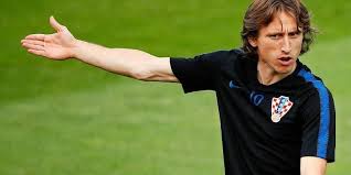 The former ballon d'or winner likes to keep his the focus on football. 108 Uberflussige Zeilen Zum Hasslichen Klavierschlepper Fussball Wm Badische Zeitung