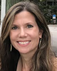 Stephanie Pinkham's Instagram, Twitter & Facebook