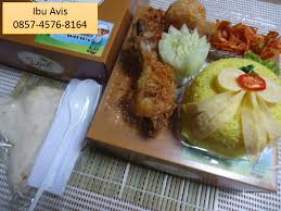 Dengan menu lengkap yang disajikan, acara ulang tahun pun akan semakin meriah. Menu Tumpeng Nasi Kuning Ultah Anak Buat Nasi Kuning Harga Tumpeng Nasi Kuning Harga Tumpeng Aneka Tumpeng Pelengkap Nasi Kuning Bento Makanan Catering