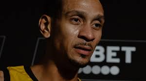 3x3-basketballer Worthy de Jong geniet op zijn oude dag als een jonge god  van alle aandacht