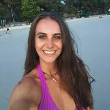 Ciara Deely (@CiaraDeely)