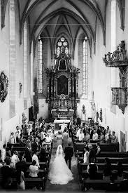 Vokale solostücke lassen sich nach der lesung, nach dem trauungssegen, zur. Reihenfolge Beim Einzug Zum Altar Hochzeit Kirche Hochzeit Fotografieren Fotos Hochzeit