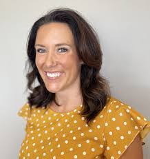 Sandi Sammons's Instagram, Twitter & Facebook