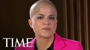 Apr 19, 2021 · selma blair can vividly remember when she knew she might be dealing with a health issue. Selma Blair Prepared For Death Before Trying Chemo To Treat Her Ms