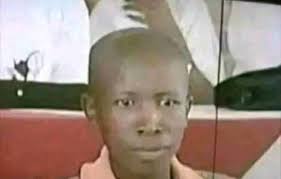 Lomuntu ojola naye manje, ungahamba naye emini? 😒