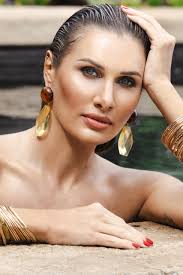 Xenye: The London Model Balancing High Fashion and High Finance