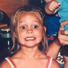 Halle Ryan's Instagram, Twitter & Facebook