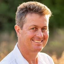 OUR SAFARI EXPERTS » The Safari Collection