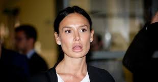 Nicole Minetti ha fatto causa per avere il bambino che le è valso la grazia