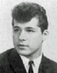 Frederick Homeyer's Instagram, Twitter & Facebook