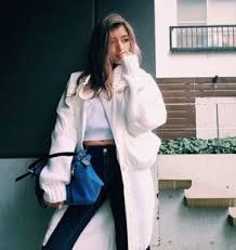 ローラは超ハイセンスなファッションでおしゃれクイーンとして君臨 ローラ ファッション ファッション おしゃれな女性