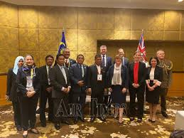 Sidang media oleh menteri pertahanan datuk seri ismail sabri yaakob. Asean Perlu Melengkapi Antara Satu Sama Lain Perkukuh Hubungan Serantau Menteri Pertahanan Air Times News Network