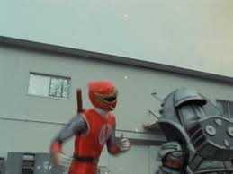 ハリケンレッドがボコボコに 何度やられても立ち上がる不撓不屈の戦隊ヒーロー 戦隊ヒーロー ヒーロー 立ち上がる