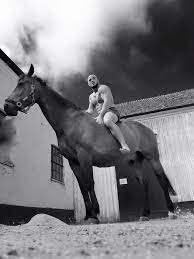 In this edition of the weekly grind, ilir latifi posts horseback riding photo on the beach, daron cruickshank avenges the loss of his dummy, justin wren fights malaria, and much more. Ufc Fighter Ilir Latifi Riding A Horse Pics