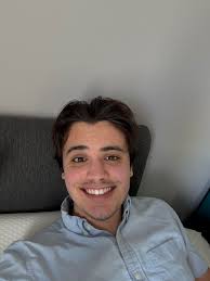 Hi all, looking for pet friendly 1-2 bedroom apt, accepts below average  credit score with move in date 1-3 months. Not too far from east Hartford  and new Britain but in a