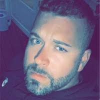 Derek Schreck's Instagram, Twitter & Facebook