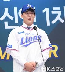 그래도 원태인 이의리 이런 친구들이 자꾸 나와주면 즐거울 수 밖에 없습니다. ì‚¼ì„± ì›íƒœì¸ê³¼ ê³„ì•½ê¸ˆ 3ì–µ5000ë§Œì› ì‹ ì¸ 11ëª…ê³¼ ìž…ë‹¨ ê³„ì•½ ì™„ë£Œ ë§¤ì¼ê²½ì œ