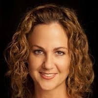 Lori Hendrix's Instagram, Twitter & Facebook