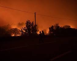Le feu se dirige t il vers port grimaud? Tqa6hf7448cqhm