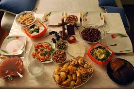 But such a large breakfast takes a long time to prepare and is not very healthy. Christmas Food Traditions Around The World Fluent In 3 Months