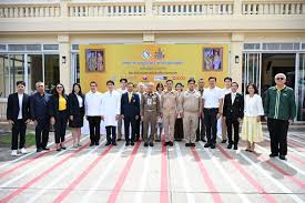 ผนึกกำลังโครงการ “ราษฎรสุขใจ พลานามัยสมบูรณ์ แพทย์พระราชทาน”  ยกระดับบริการทันตกรรมแก่พระภิกษุและประชาชน  สานต่อพระราชปณิธานเพื่อการเข้าถึงการรักษาอย่างเท่าเทียม –  สํานักงานประชาสัมพันธ์