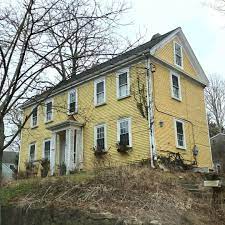 Old Yellow House On A Hill In Barnstable Yellowhouse Oldhouse Massachusetts Yellow Houses House On A Hill Old House