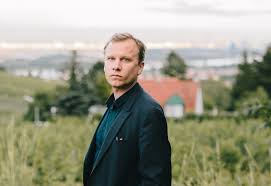 Robert stadlober (born 3 august 1982) is an austrian actor and musician. How To Pop Kultur With Robert Stadlober