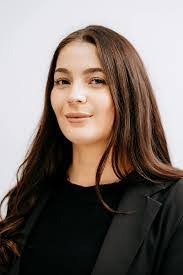 Megan Oliphant's Instagram, Twitter & Facebook