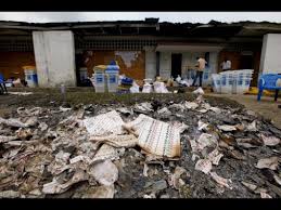 In precedenza è stato riportato che l'ambasciatore italiano in congo luca attanasio, un carabiniere e autista sono morti durante un attacco al loro convoglio. Dqwv8zjxsfotem