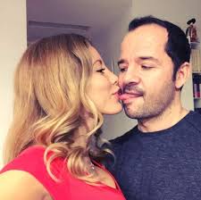 Las palabras de Ángel Martín a Eva, la mujer que le ayudó a "superar" su  "locura": "No me cansaré de agradecérselo"