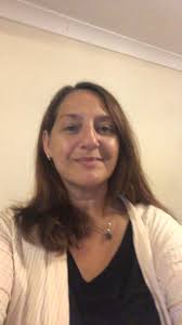 Does anyone have naturally dark hair and successfully been able to maintain  the grey growth. I'm almost 53 and the grey comes through after just a  couple of months now after dying