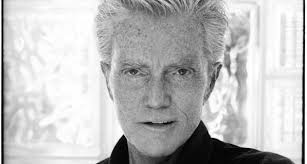 Morre Bob Crewe, cantor, produtor e autor de clássicos como 'Can't take my  eyes off you'