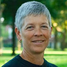 Faculty and staff celebrate milestones