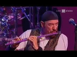 Jethro Tull Bouree Avo Session 2008 Basel Wonderful To Hear Ian Anderson Is Still Brilliant Clip Musical Musique Classique Musique A Ecouter