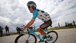Wout van aert was leader in gc. Nach Lombardei Sturz Radprofi Jan Bakelants Mit Gebrochenen Lendenwirbel Eurosport