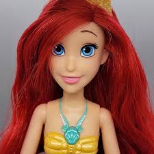 Hasbro Disney Princess Little Mermaid Ocean Lights Ariel Doll Water  Activated