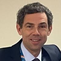 60+ perfiles de «Tringali»