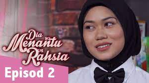 Dia menantu rahsia merupakan siri drama televisyen malaysia 2019 dibintangi oleh raysha rizrose, ashraf muslim dan syazuwan hassan. Dia Menantu Rahsia 2019 Episod 2 Youtube