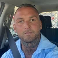 100+ "Warwick" profiles