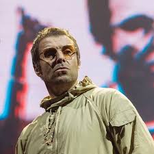 Liam Gallagher Wears On Twitter Liam Gallagher How To Wear Twitter