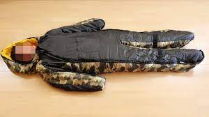 I experimented with a freezer truck to see if the walking sleeping bag 'Humanoid  Sleeping Bag' can really withstand the cold environment. - GIGAZINE