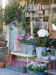 Pin By Milda Ratkelyte On Shop Inspiration Flower Shop Florist Shop Floral Shop