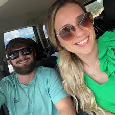 What rental properties are available in Richmond Hill for a family with a  budget of $2.3k?