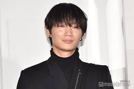 Discover more posts クザと家族 the family』が1月29日（金）に公開いたします。 この度、初共演の綾野剛と舘ひろしの他、尾野真. Cwpg8jdmdj9vqm