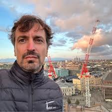 New light-weight Sáez SDH 60 (8t) derrick crane that self-dismantles. Big  thanks to Massimo de Lazzero and Tony Cristao for their valuable help. We  now have this machine in our catalogue because… |